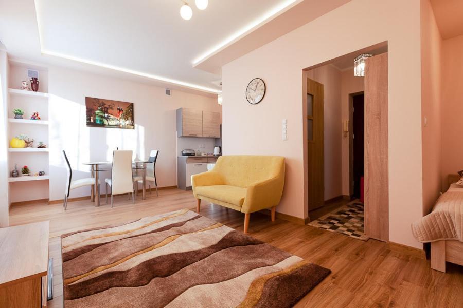 Piast Apartament Cracovia Exterior foto